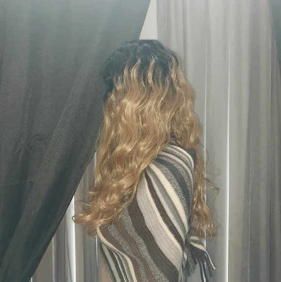 Sensationnel Synthetic Empress Edge Custom Lace Front Wig Body Wave T1B/27 - Picture 3 of 8